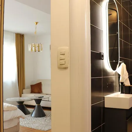 Mocha アパート ベオグラード